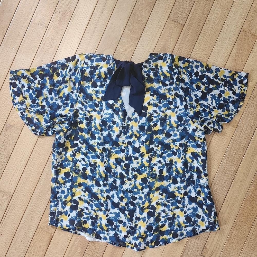 H&M Size M Flowy Abstract Print Summer Women's Top With Back  Blue Bow - Picture 3 of 10